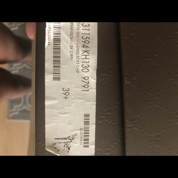 Authentic Gucci Shoes - Picture 4 of 4